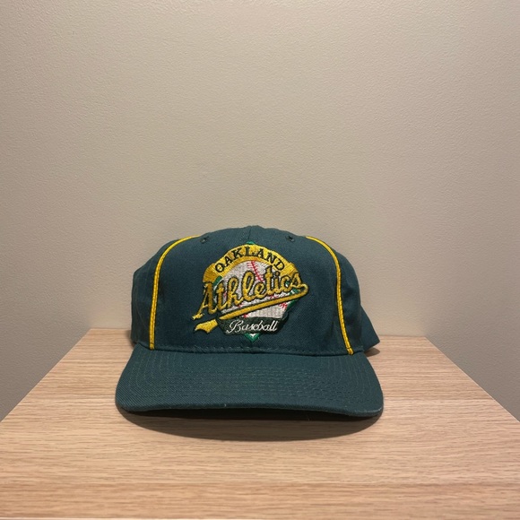 Vintage Oakland Athletics Snapback - Picture 1 of 6